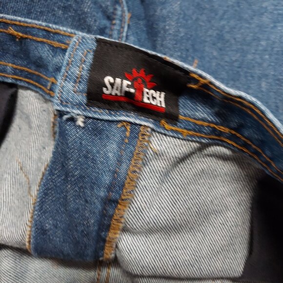 SAF-TECH FR CARPENTER JEANS - 42X34 - Flame-Resistant - Picture 4 of 7